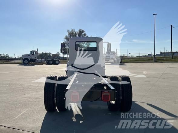 Mack MD6 Chassier