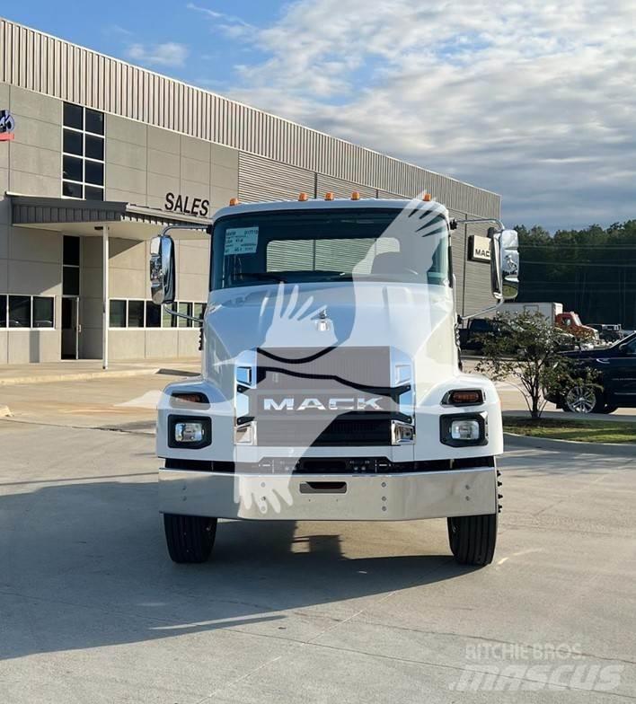 Mack MD6 Tippbilar