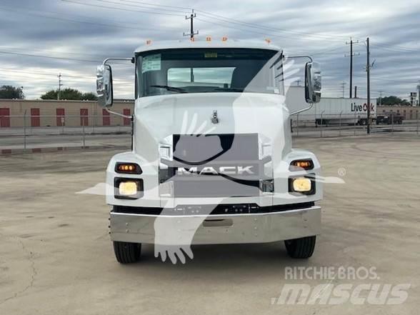 Mack MD6 Entreprenad - Övrigt