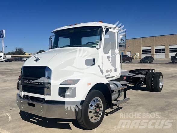 Mack MD6 Chassier