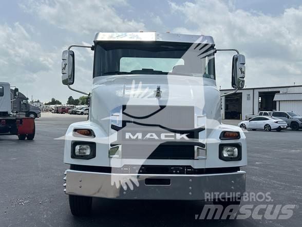 Mack MD6 Chassier