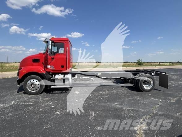 Mack MD6 Chassier