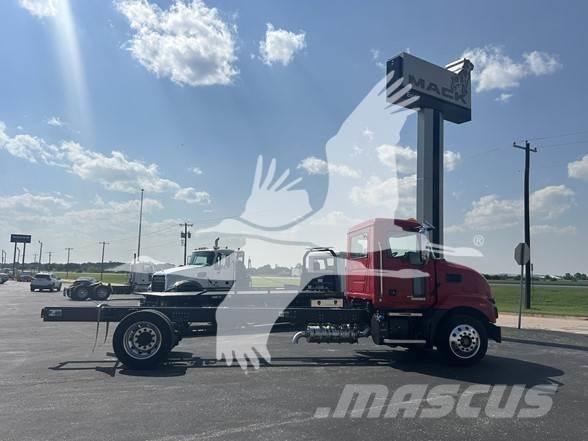 Mack MD6 Chassier