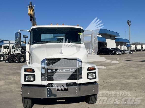 Mack MD6 Entreprenad - Övrigt
