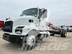 Mack MD6 Chassier