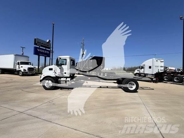 Mack MD6 Chassier
