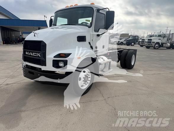 Mack MD6 Chassier