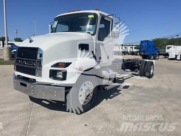 Mack MD6 Dragbilar