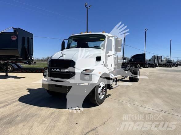 Mack MD6 Chassier