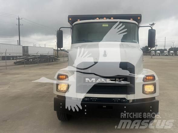 Mack MD6 Tippbilar