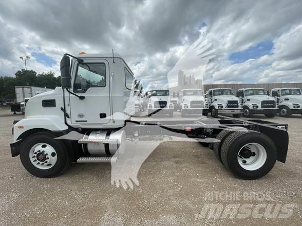 Mack MD6 Chassier