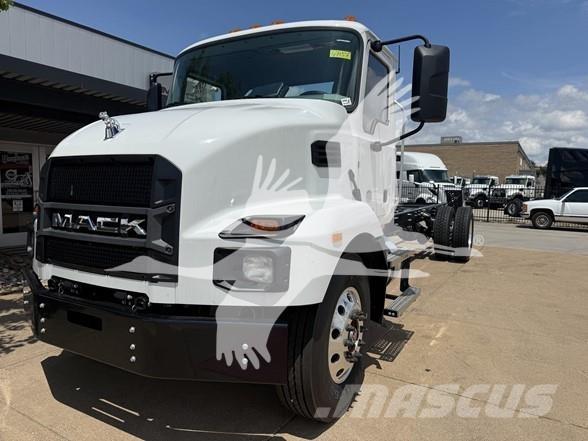 Mack MD6 Chassier