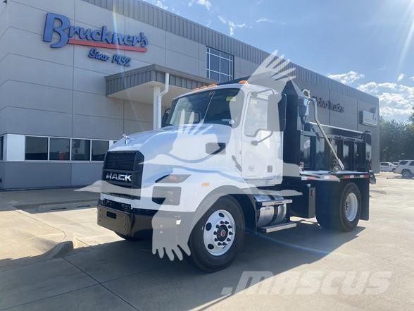 Mack MD6 Tippbilar