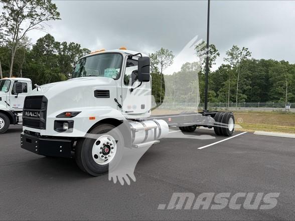 Mack MD6 Chassier