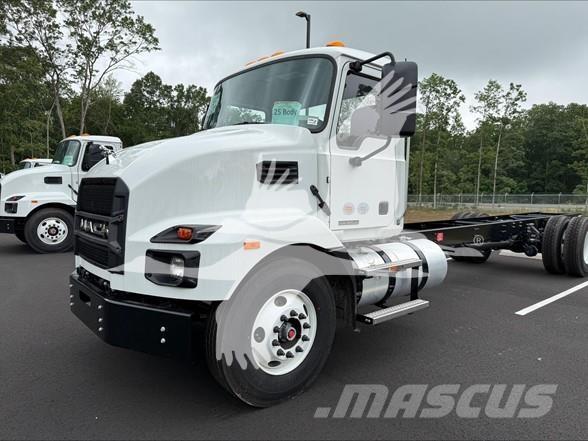 Mack MD6 Chassier
