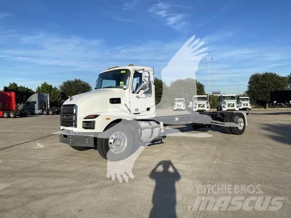 Mack MD7 Chassier
