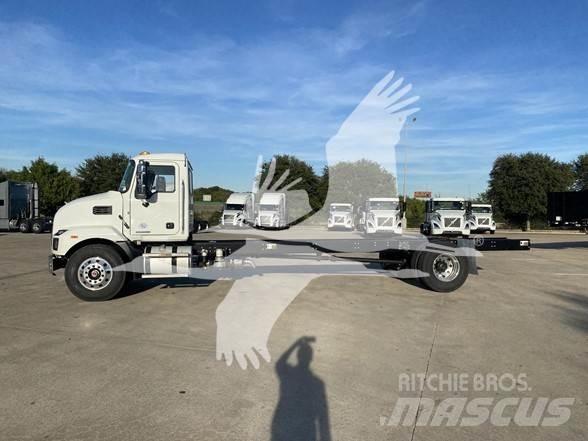 Mack MD7 Chassier