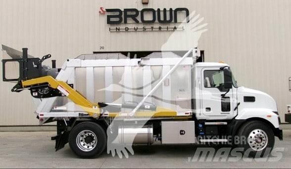Mack MD7 Entreprenad - Övrigt
