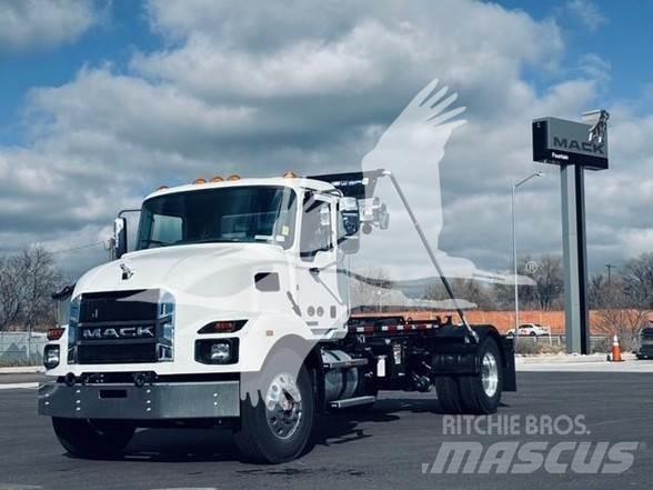 Mack MD7 Övrigt