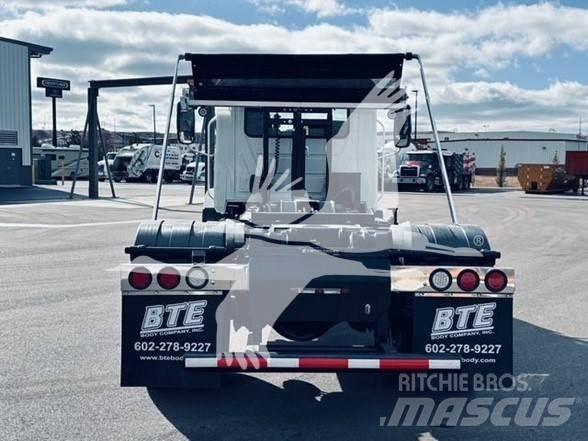 Mack MD7 Övrigt
