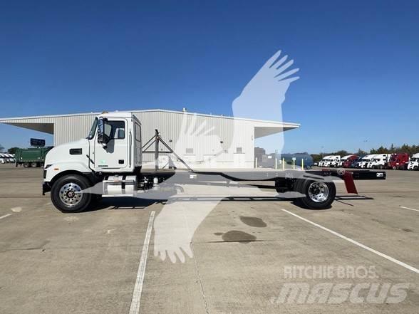 Mack MD7 Chassier