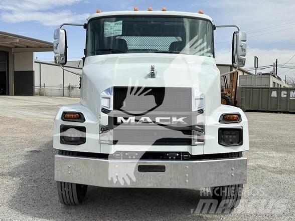Mack MD7 Entreprenad - Övrigt