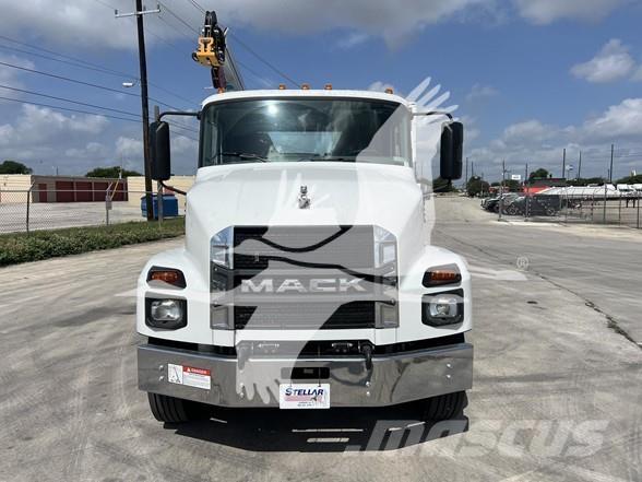 Mack MD7 Entreprenad - Övrigt