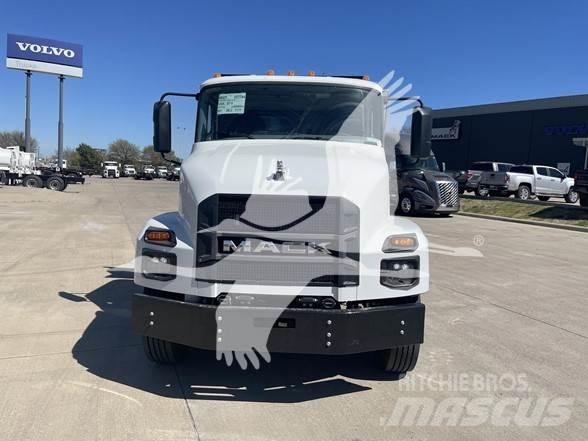 Mack MD7 Tippbilar