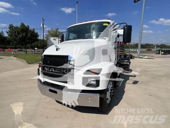 Mack MD7 Entreprenad - Övrigt