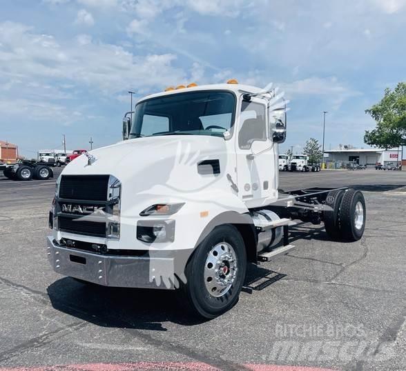Mack MD7 Chassier