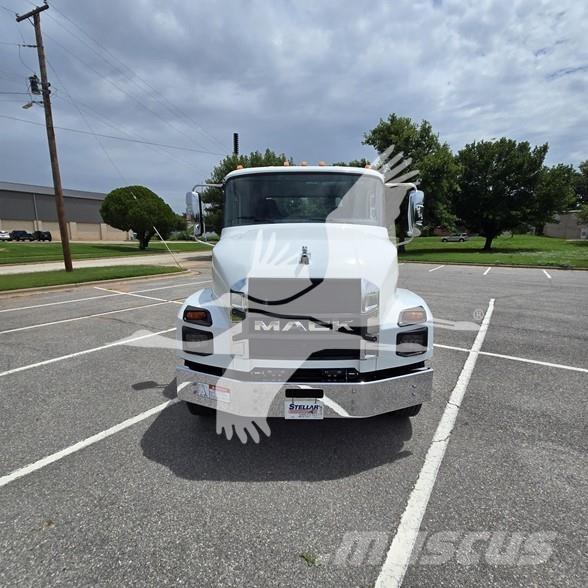 Mack MD7 Entreprenad - Övrigt