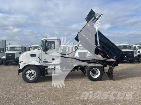 Mack MD7 Tippbilar