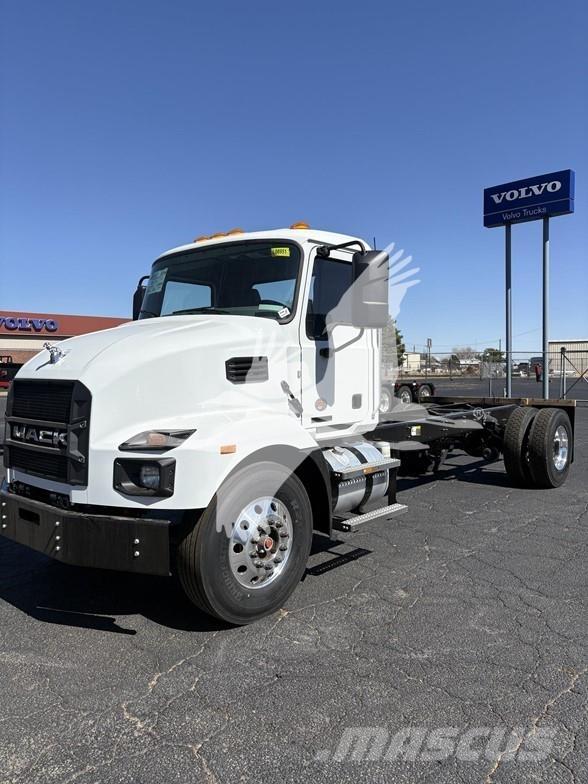 Mack MD7 Chassier