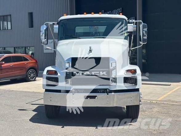 Mack MD7 Entreprenad - Övrigt