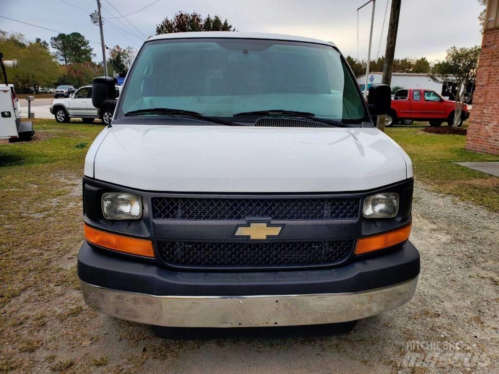 Chevrolet G3500 Lätta skåpbilar