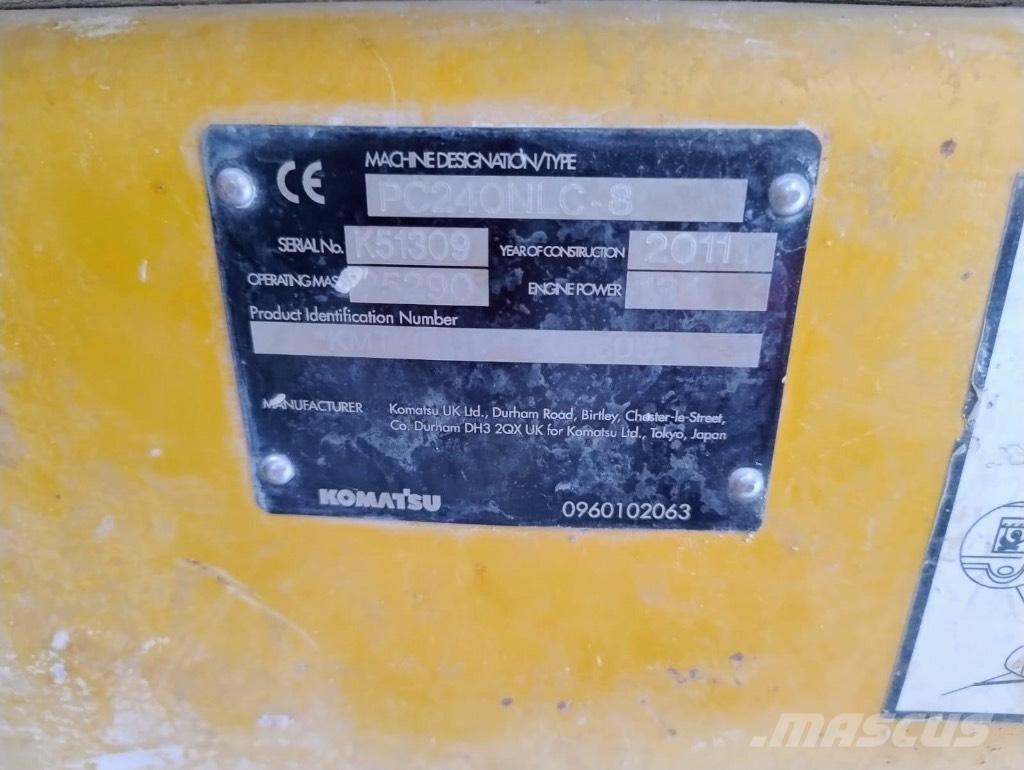 Komatsu PC 240 NLC-8 Bandgrävare