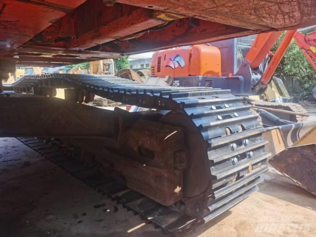 Doosan DX 300 Bandgrävare
