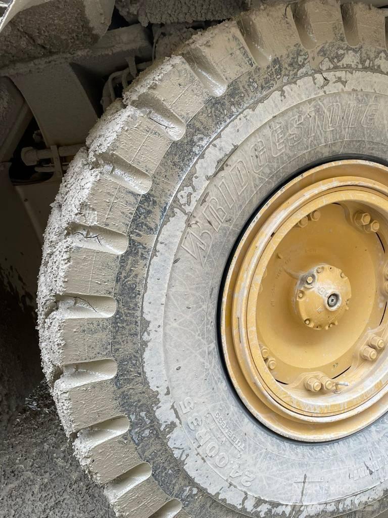 CAT 775G Gruvtruck