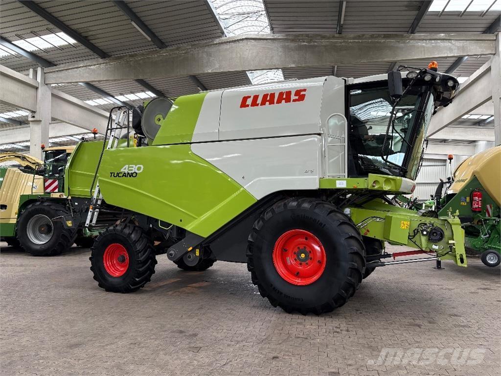 CLAAS Tucano 430 Skördetröskor