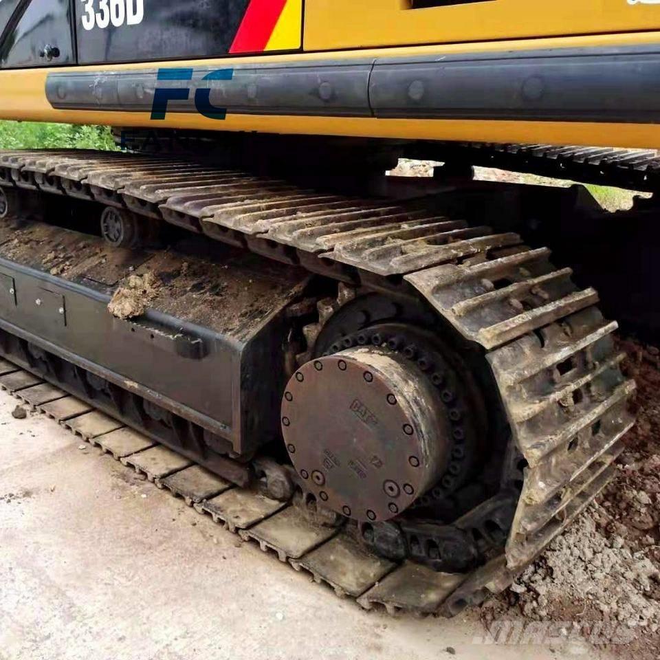 CAT 336 D Bandgrävare