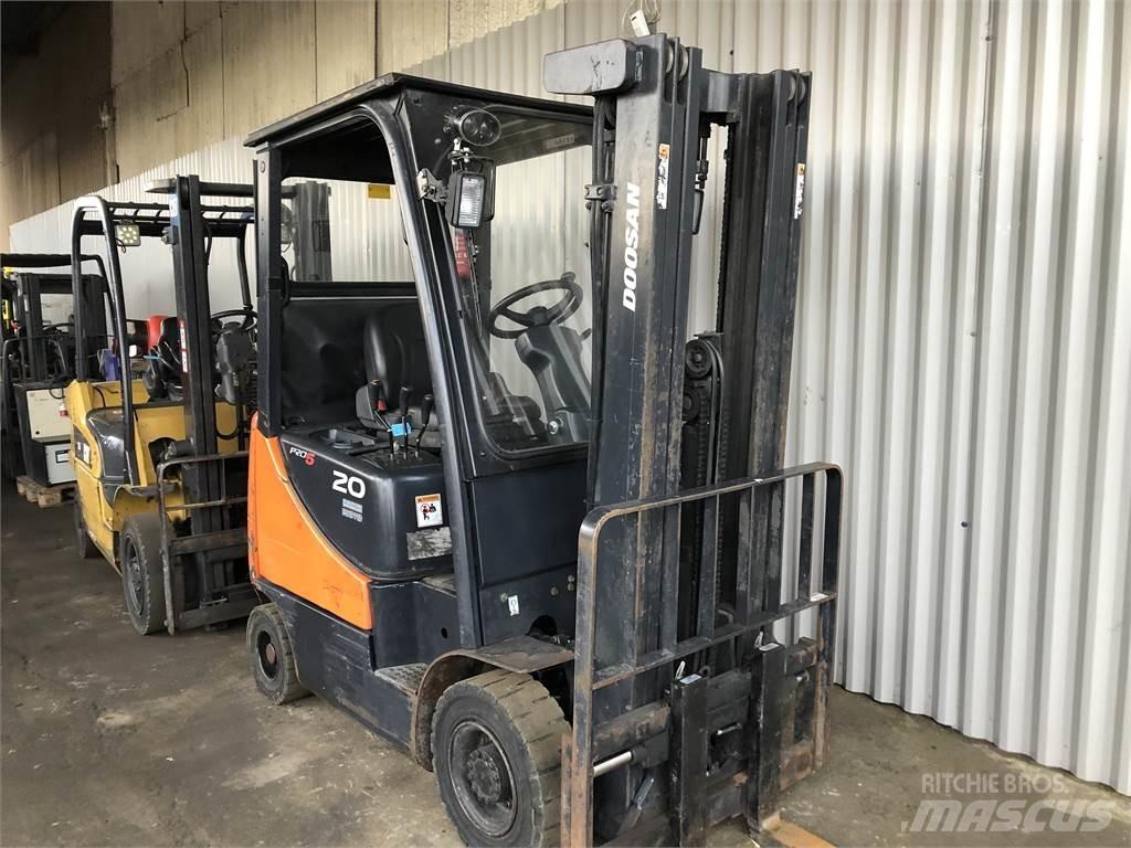 Doosan G20 SC-5 Gasolmotviktstruckar