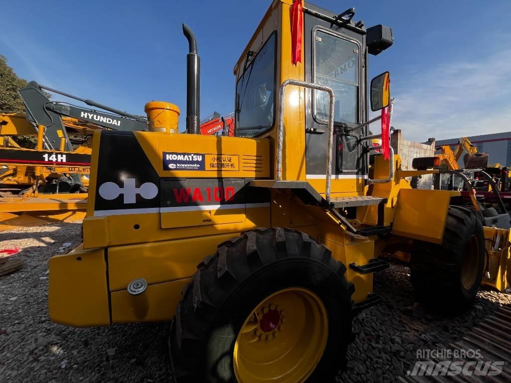 Komatsu WA100 Hjullastare