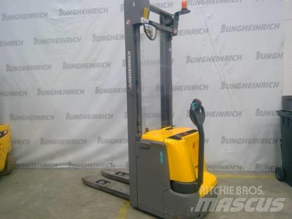 Jungheinrich EJC 220 Staplare-led