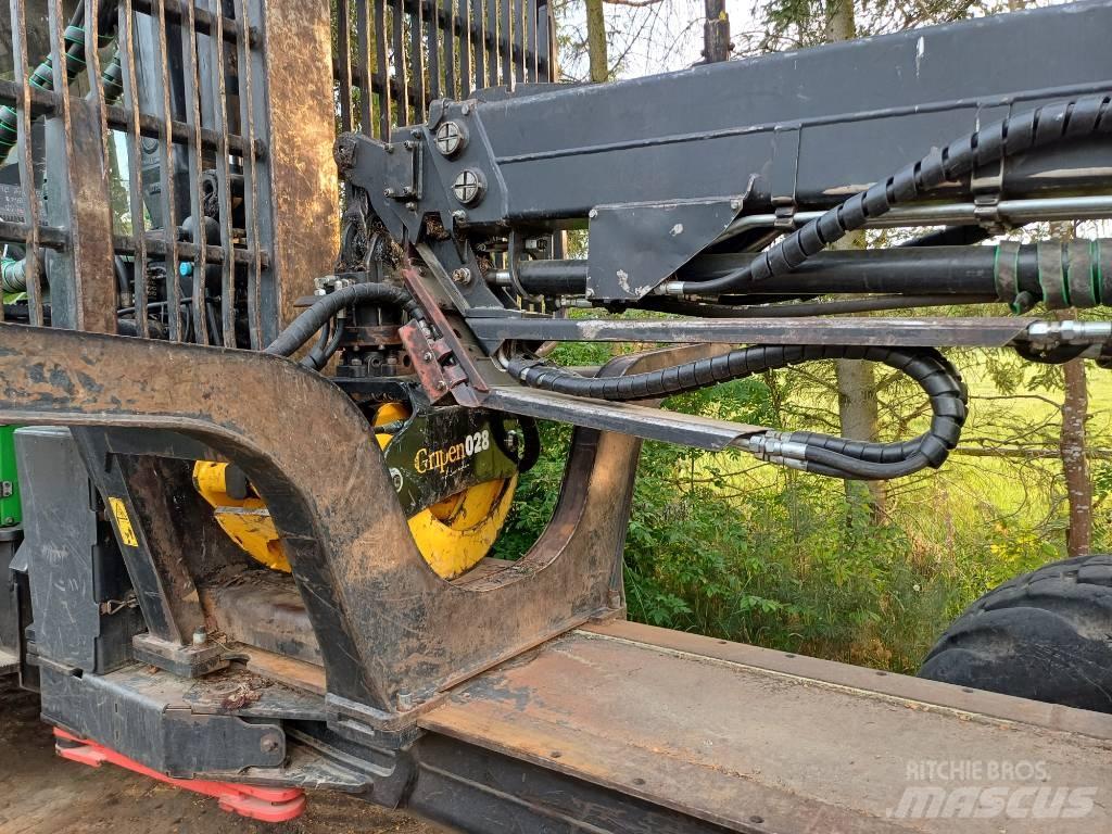 John Deere 1010E Skotare