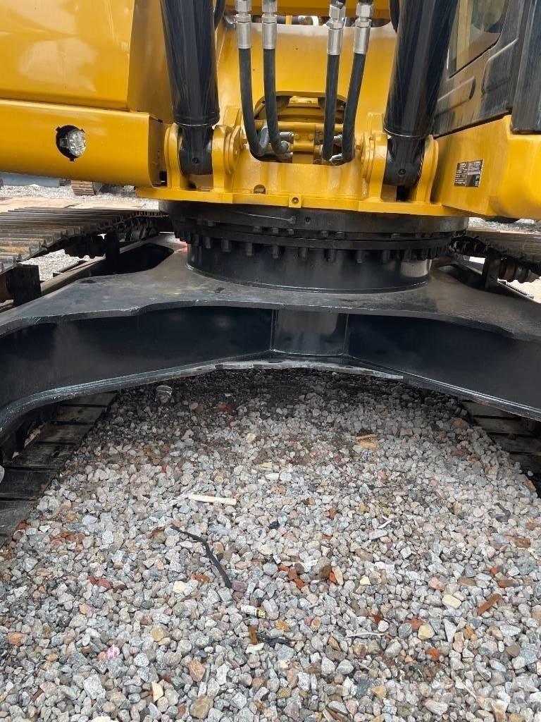 CAT 323GX Midigrävmaskiner 7t - 12t