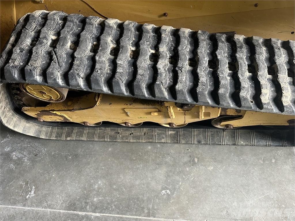 CAT 259D3 Kompaktlastare