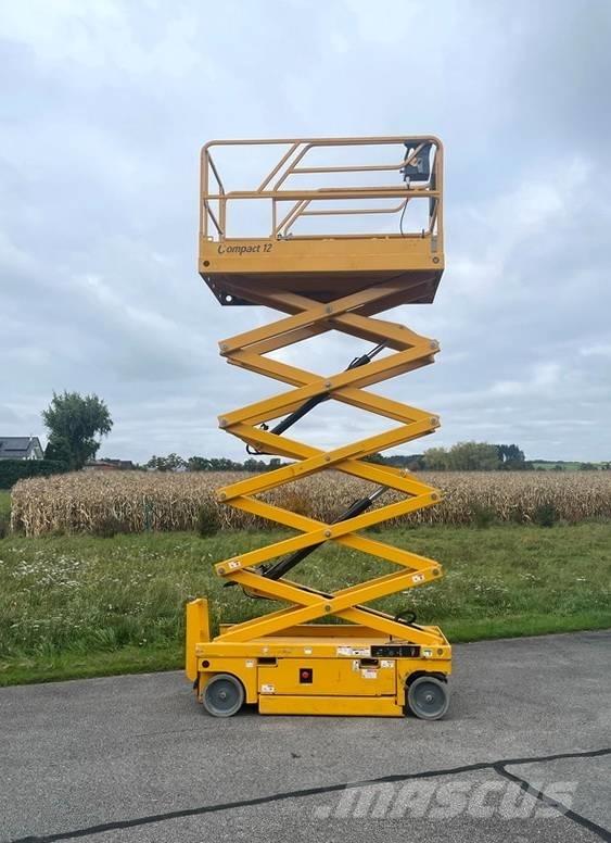 Haulotte Compact 12 Saxliftar