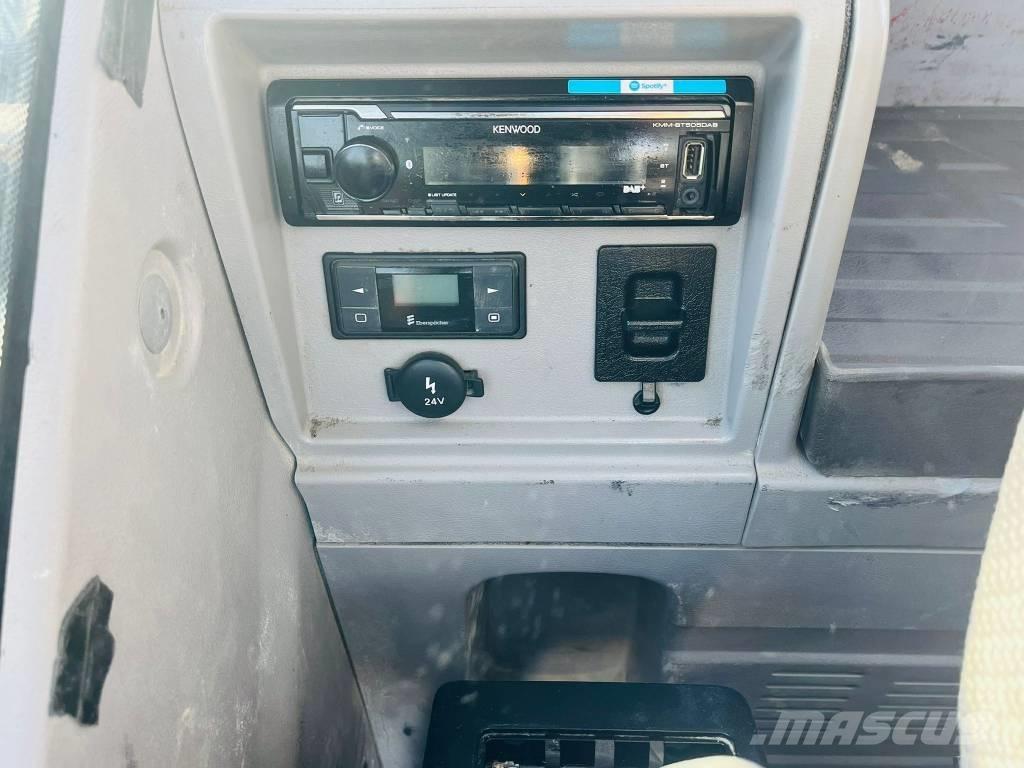 Volvo EC 250 EL Bandgrävare