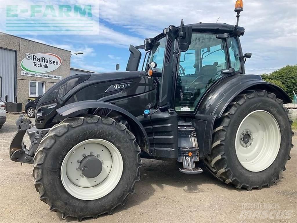 Valtra t254a mr19 Traktorer