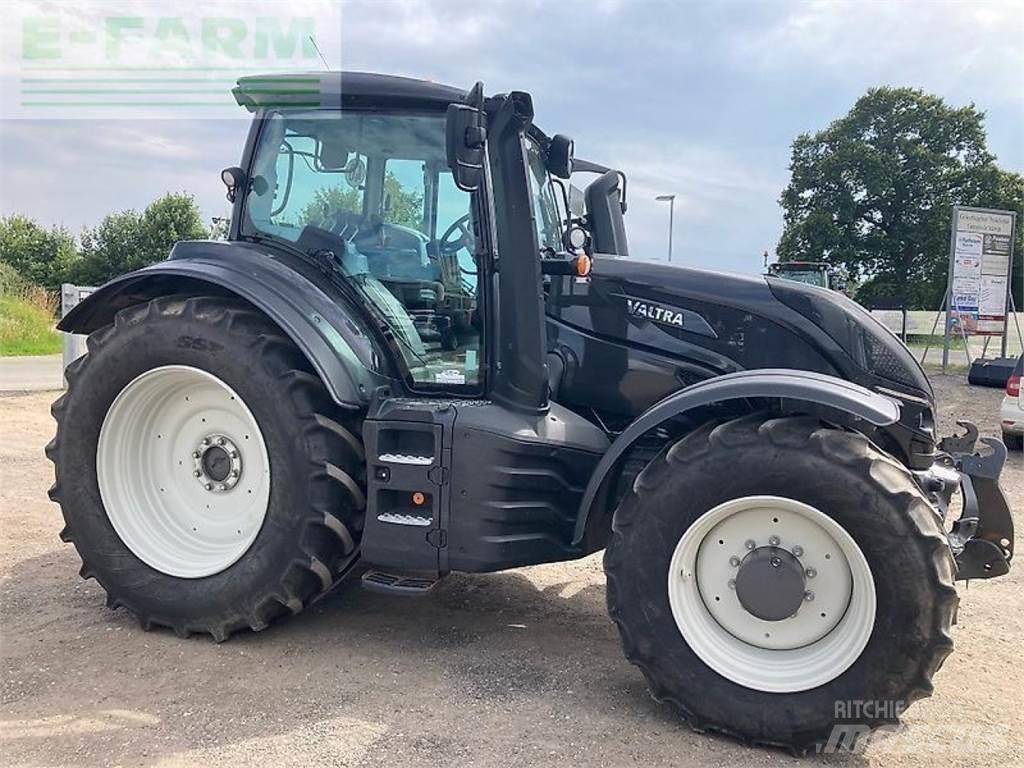 Valtra t254a mr19 Traktorer